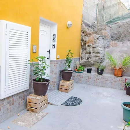 Casa Piedra Picuda 2 *